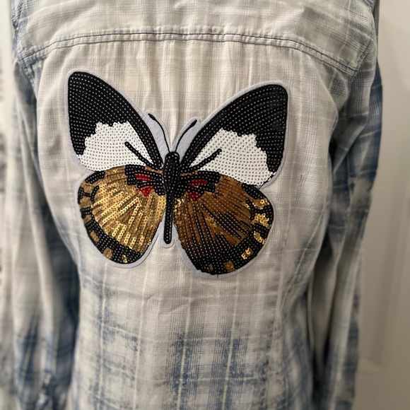 NWT womens Sissy Gypsy sequin butterfly cotton button front shirt Size Large - Picture 2 of 9